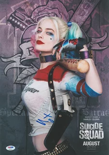 Margot  Robbie autograph