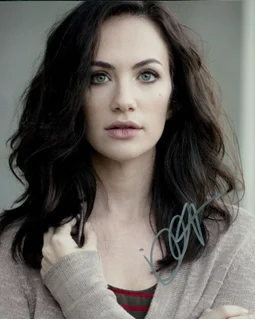 Kate Siegel autograph