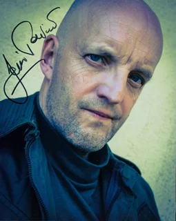 Jim Tavare autograph