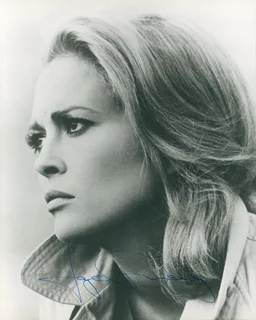 Faye Dunaway autograph