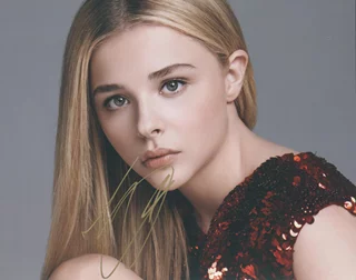 Chloe Moretz autograph