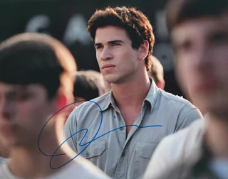 Liam Hemsworth autograph