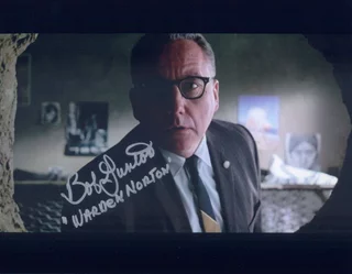 Bob Gunton autograph