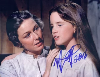 Melissa Gilbert autograph