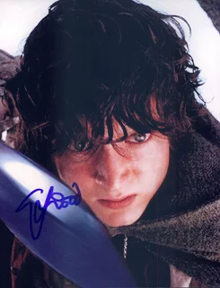 Elijah Wood autograph