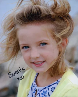 Sunnie Pelant autograph