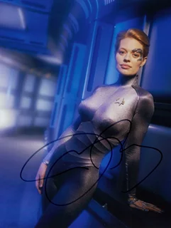 Jeri Ryan autograph
