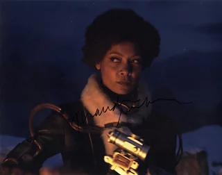 Thandie Newton autograph