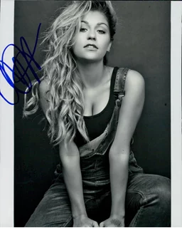 Andrea Russett autograph