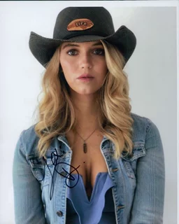 Lexi DiBenedetto autograph