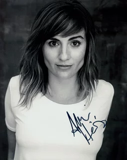 Alison Haislip autograph