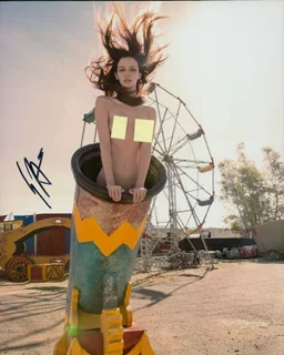 Lydia Hearst autograph