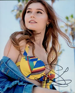 Serena Laurel autograph