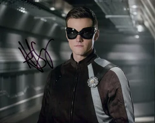 Hartley Sawyer autograph