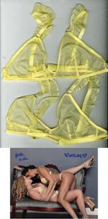 Manda and Krista autograph