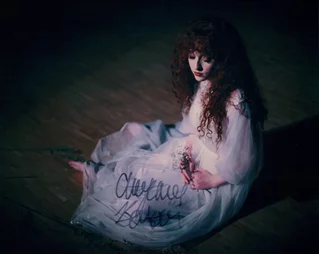 Cheyenne Benton autograph