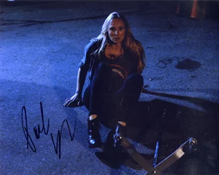 Paula Lindberg autograph