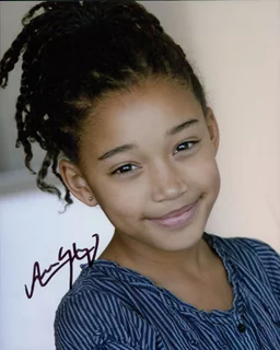 Amandla  Stenberg autograph
