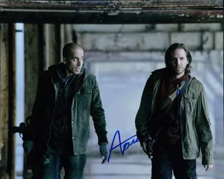 Aaron Stanford autograph