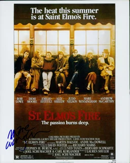 Mare Winningham autograph