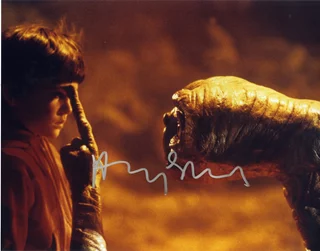 Henry Thomas autograph