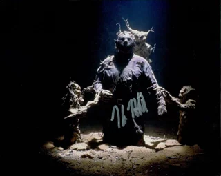 Kane Hodder autograph