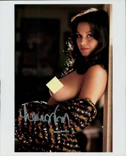 Lana Wood autograph