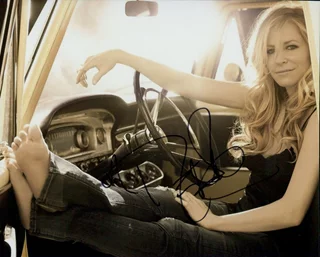 Deana Carter autograph