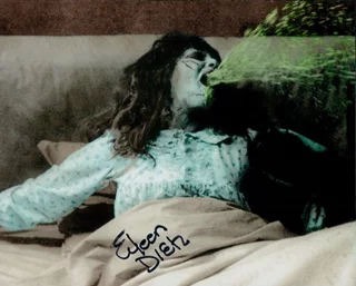 Eileen Dietz autograph