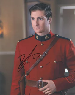 Daniel Lissing autograph