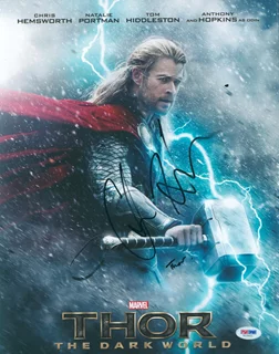 Chris Hemsworth autograph