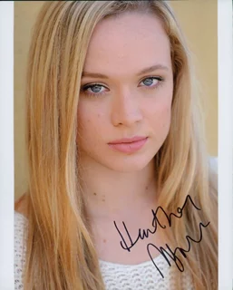 Heather Mignon autograph