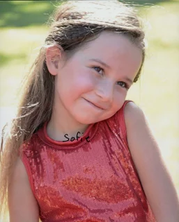 Sofie Taylor autograph