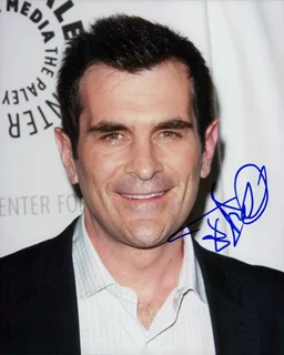 Ty Burrell autograph