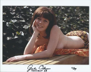 Gale Olson autograph