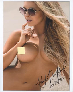 Kayla Rae Reid autograph