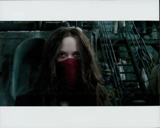 Hera Hilmar autograph