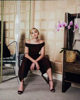 Peyton Roi List autograph