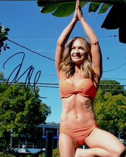 Maria Provenzano autograph