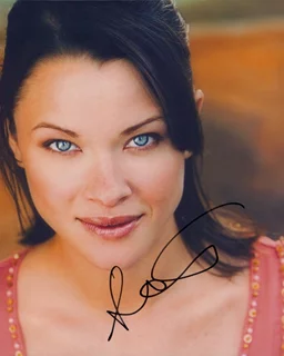 Scottie Thompson autograph