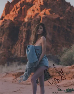 Jeana Turner autograph