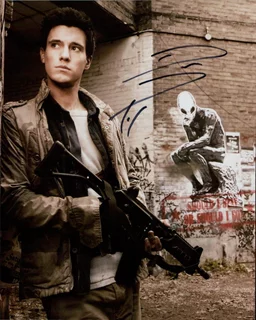 Drew Roy autograph