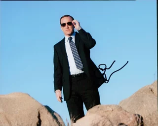 Clark Gregg autograph
