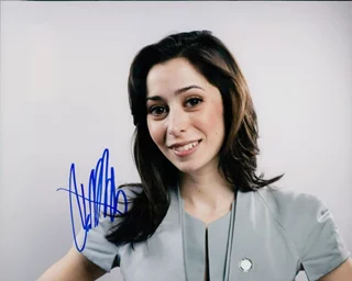 Cristin Milioti autograph