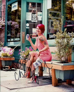 Carly Aquilino autograph