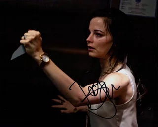 Bojana  Novakovic autograph