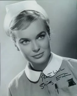 Shirley Eaton autograph
