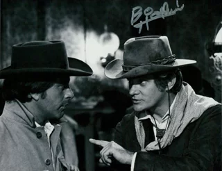 Bo Hopkins autograph