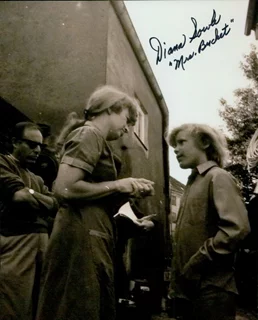 Diana Sowle autograph