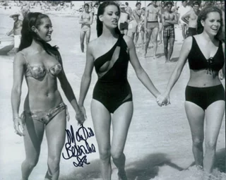 Martine Beswick autograph